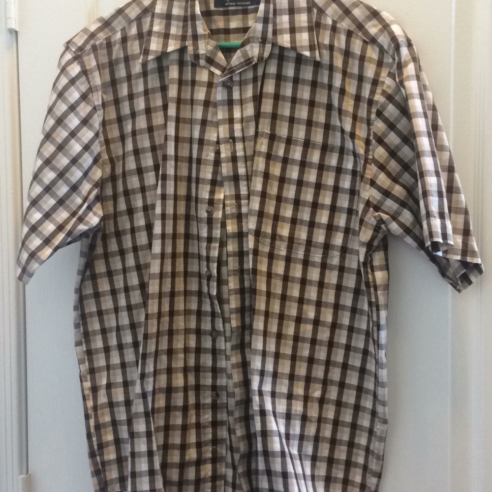 FINAL MARKDOWN Men’s Puritan sport shirt medium